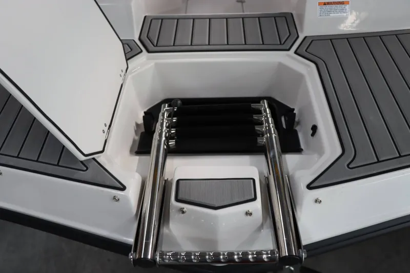 Slide: The Image of Starcraft SVX 171 OB 2025 - 13