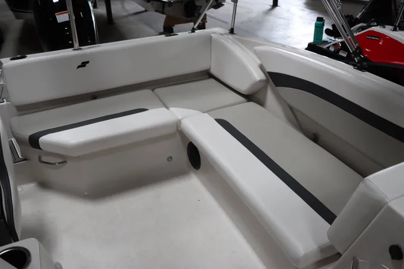 Slide: The Image of Starcraft SVX 171 OB 2025 - 16