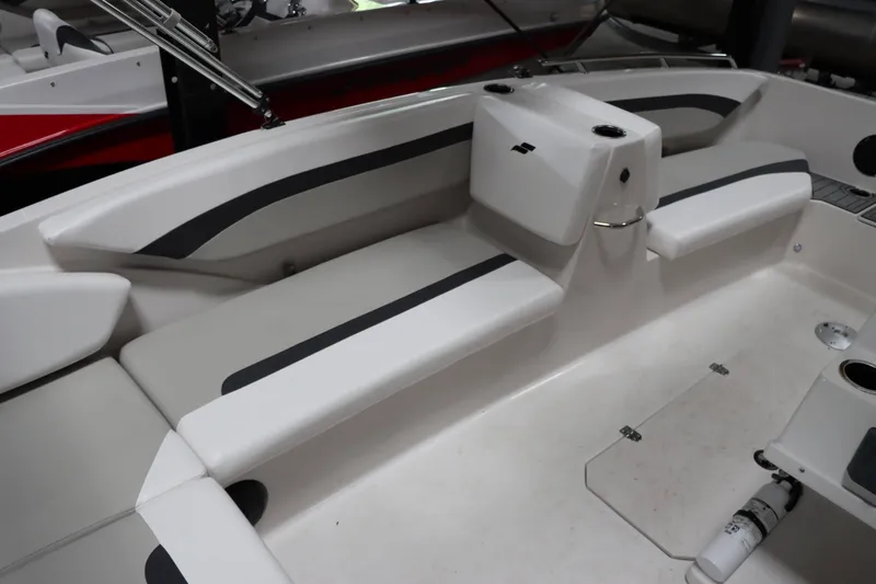 Slide: The Image of Starcraft SVX 171 OB 2025 - 20