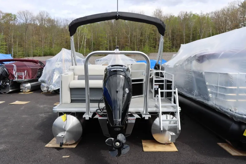 Slide: The Image of SunChaser VISTA 20CRB 2024 - 8