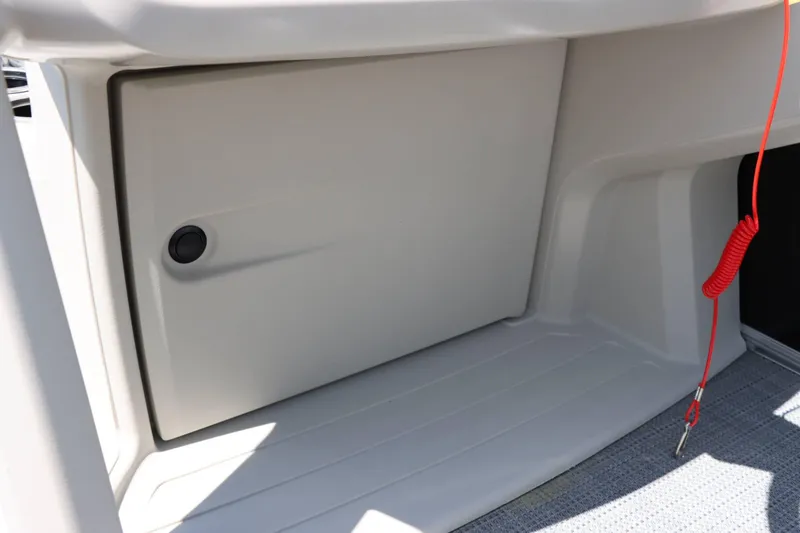 Slide: The Image of SunChaser VISTA 20CRB 2024 - 20