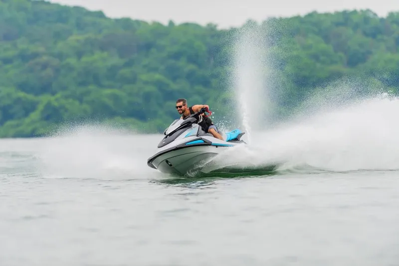 Slide: The Image of Waverunner VX CRUISER 2024 - 3