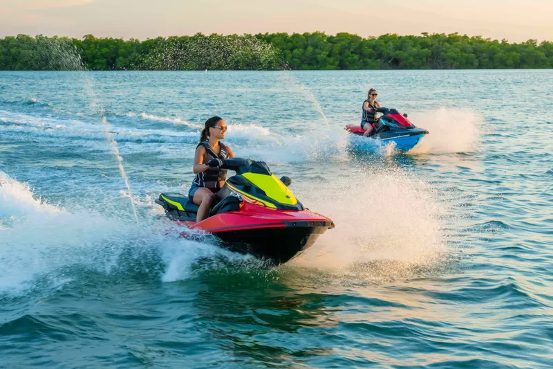 Slide: The Image of Waverunner EX DELUXE 2024 - 7