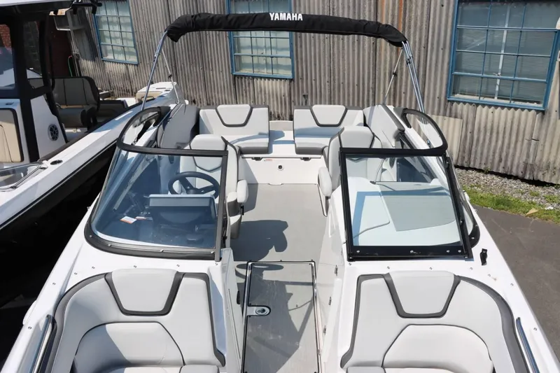 Slide: The Image of Yamaha SX250 2024 - 13