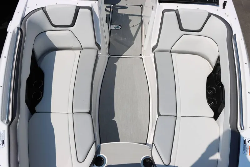 Slide: The Image of Yamaha SX250 2024 - 14