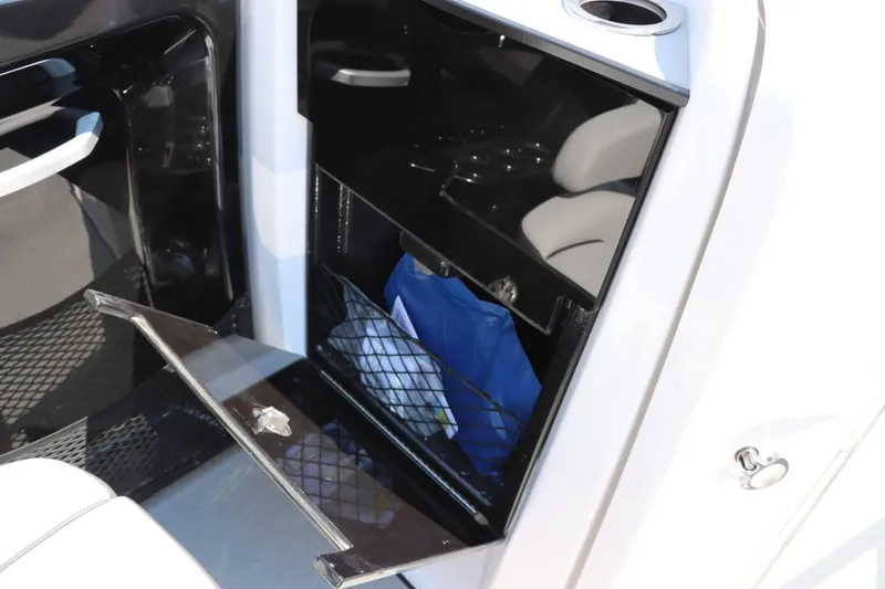 Slide: The Image of Yamaha SX250 2024 - 17