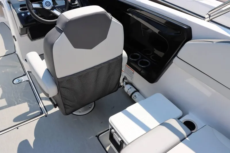 Slide: The Image of Yamaha SX250 2024 - 21