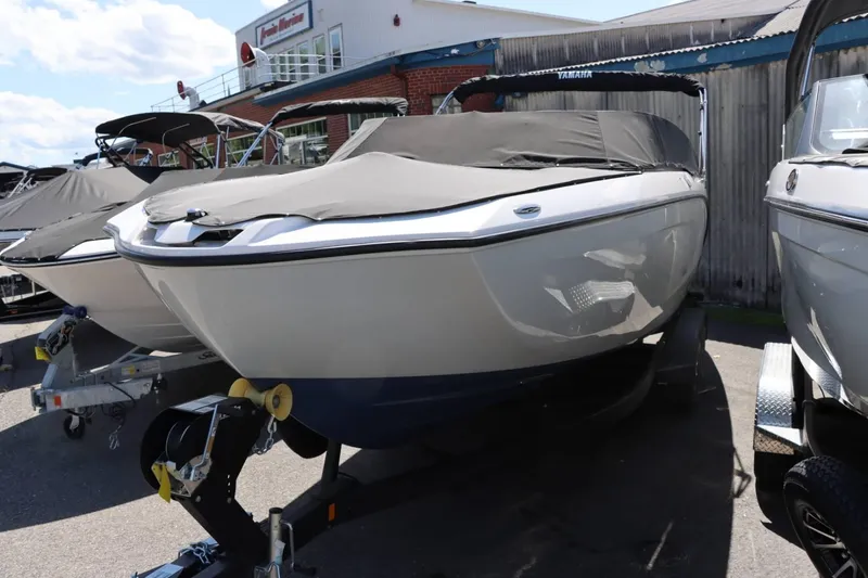 Slide: The Image of Yamaha SX250 2024 - 6