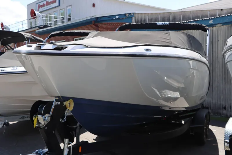 Slide: The Image of Yamaha SX250 2024 - 7