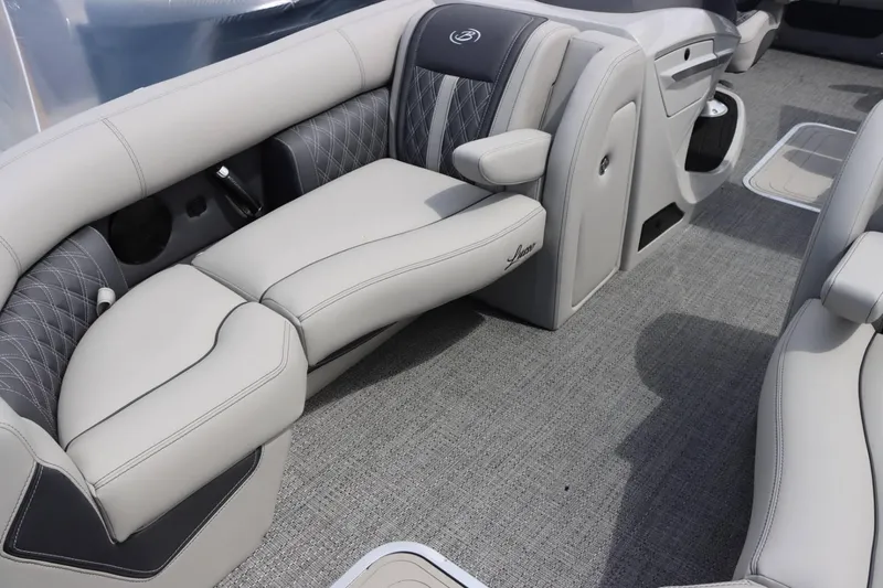 Slide: The Image of Barletta LUSSO 25UEA 2024 - 10