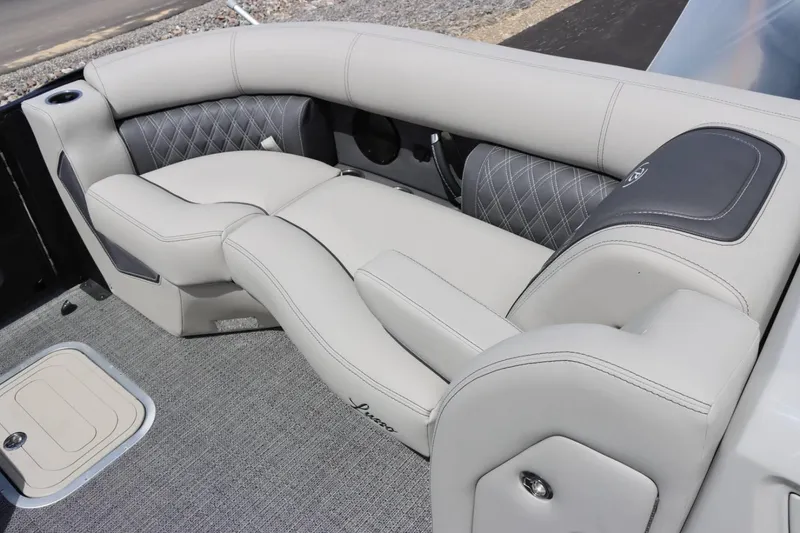 Slide: The Image of Barletta LUSSO 25UEA 2024 - 13