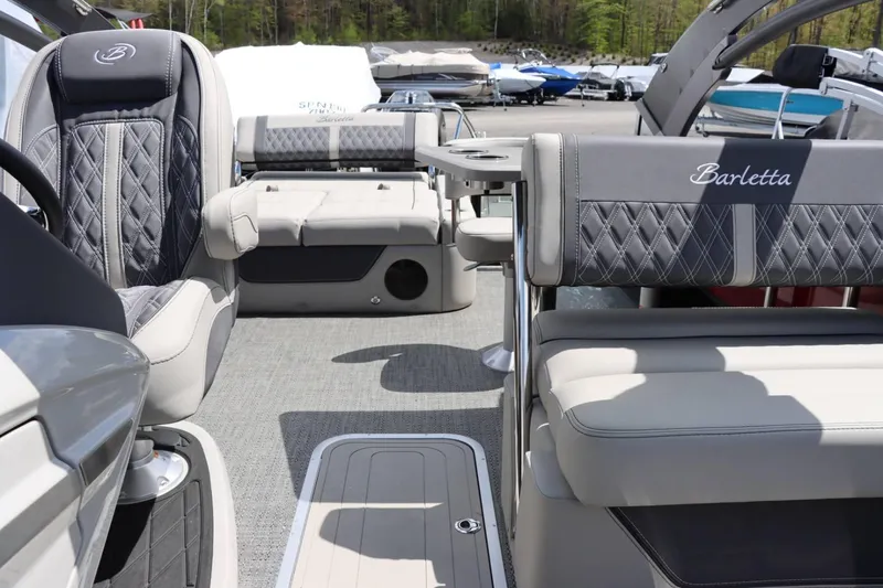 Slide: The Image of Barletta LUSSO 25UEA 2024 - 15