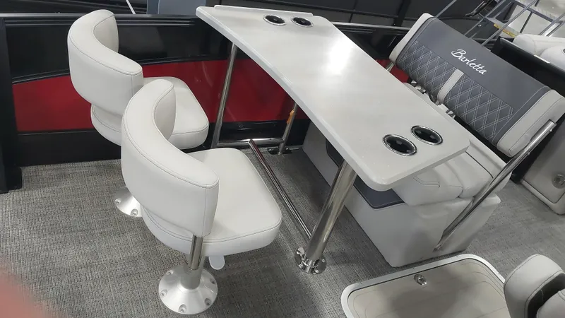 Slide: The Image of Barletta LUSSO 25UEA 2024 - 4