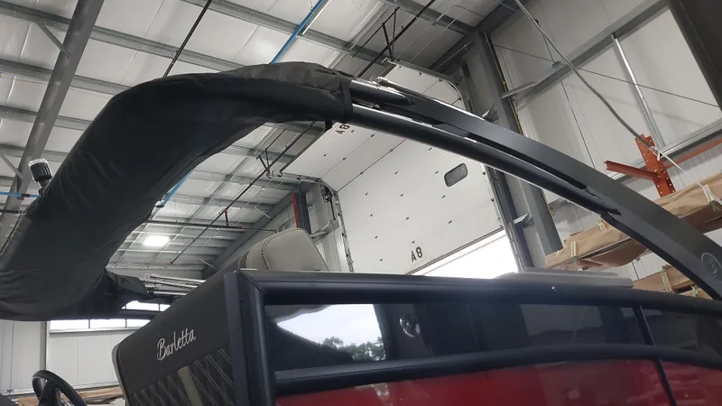 Slide: The Image of Barletta LUSSO 25UEA 2024 - 6