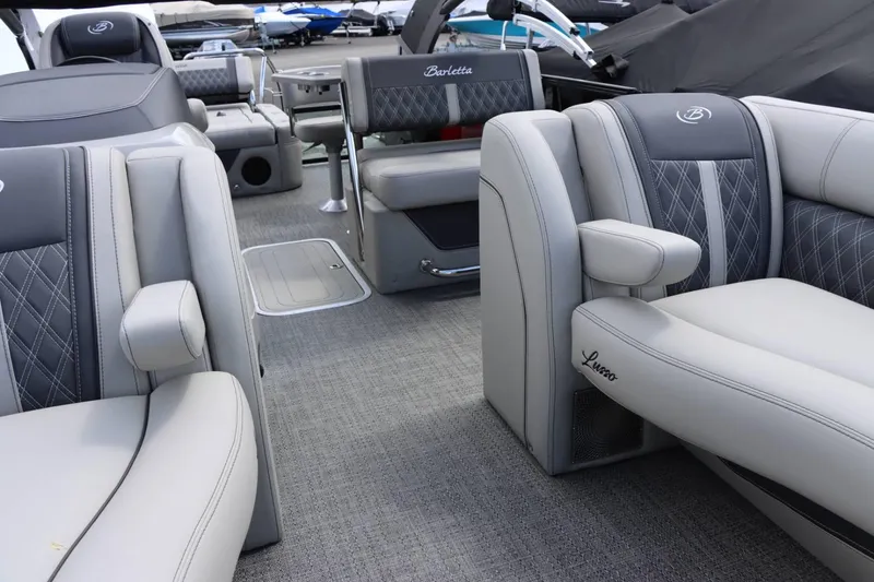 Slide: The Image of Barletta LUSSO 25UEA 2024 - 8