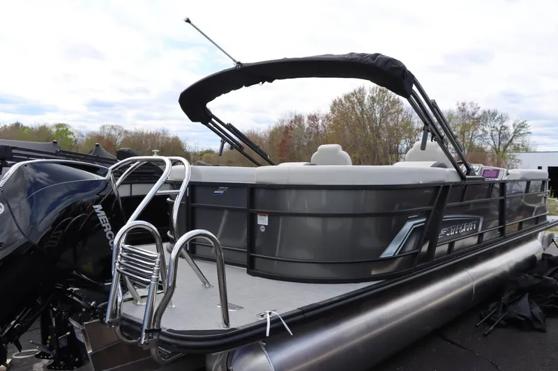 Slide: The Image of Starcraft EXS 5 2024 - 3