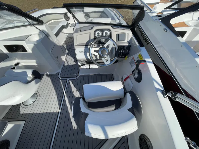 Slide: The Image of Starcraft SVX 190 OB 2024 - 11