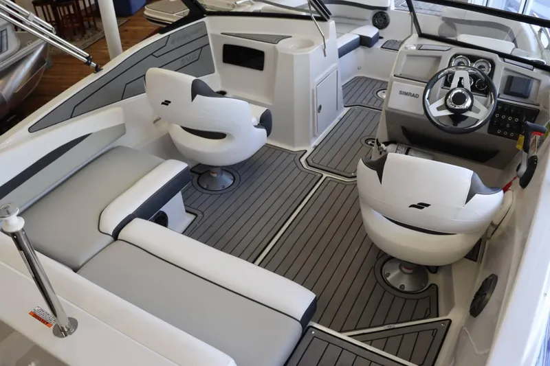 Slide: The Image of Starcraft SVX 190 OB 2024 - 18