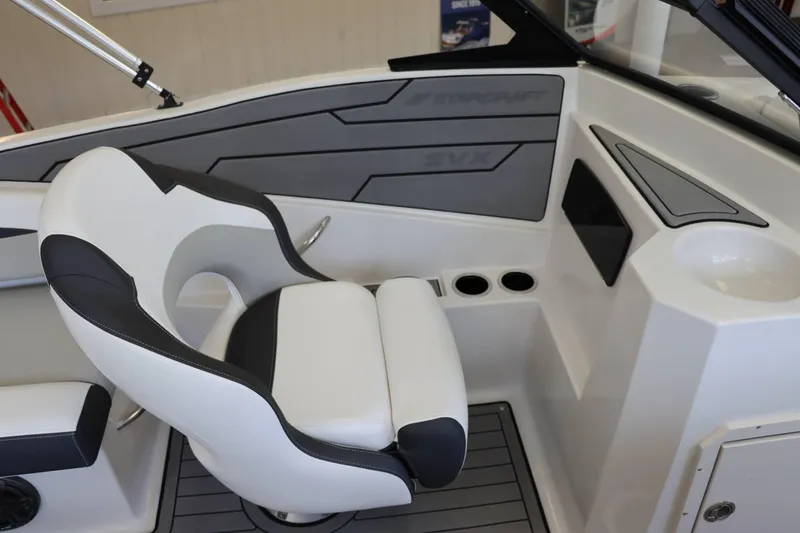 Slide: The Image of Starcraft SVX 190 OB 2024 - 29