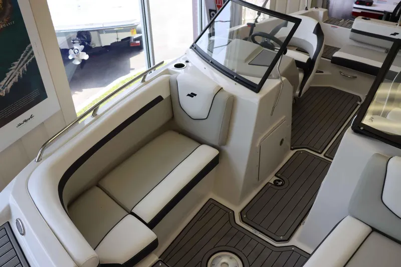 Slide: The Image of Starcraft SVX 190 OB 2024 - 33