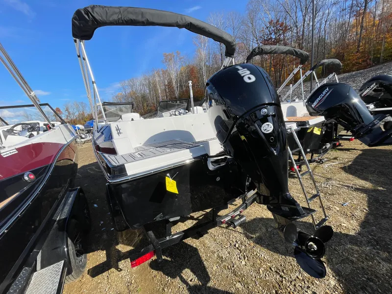 Slide: The Image of Starcraft SVX 190 OB 2024 - 9