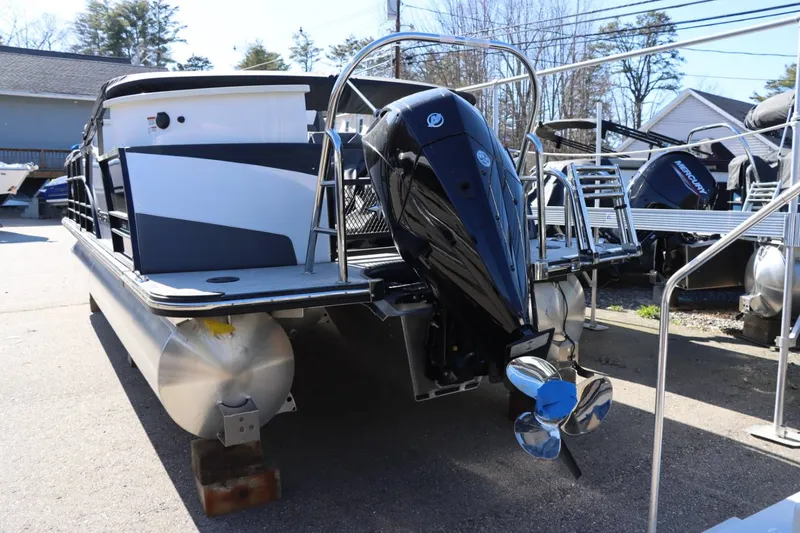 Slide: The Image of Berkshire 23E STS 2023 - 3