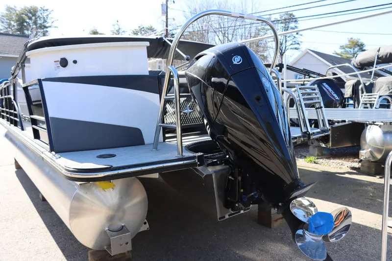 Slide: The Image of Berkshire 23E STS 2023 - 4