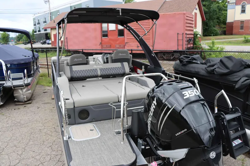 Slide: The Image of 2023 Barletta Lusso 23UCA pontoon boat with Mercury 350 Verado engine. - 6