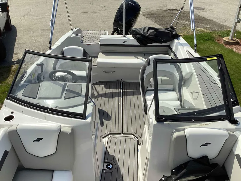 Slide: The Image of Starcraft SVX 210 OB 2023 - 5