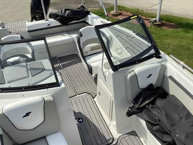 Slide: The Image of Starcraft SVX 210 OB 2023 - 6