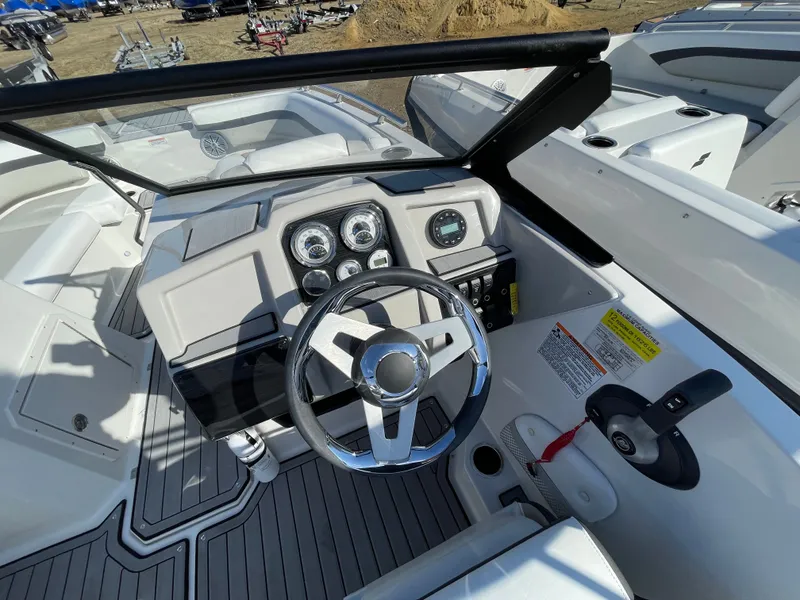 Slide: The Image of Starcraft SVX 190 OB 2024 - 10