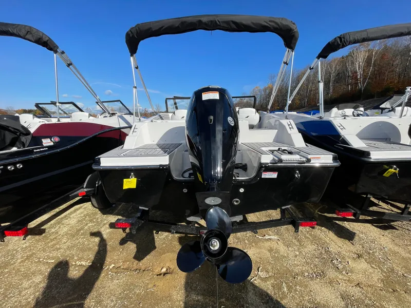 Slide: The Image of Starcraft SVX 190 OB 2024 - 3