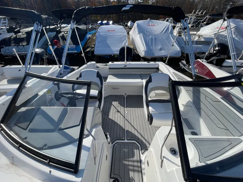 Slide: The Image of Starcraft SVX 190 OB 2024 - 7