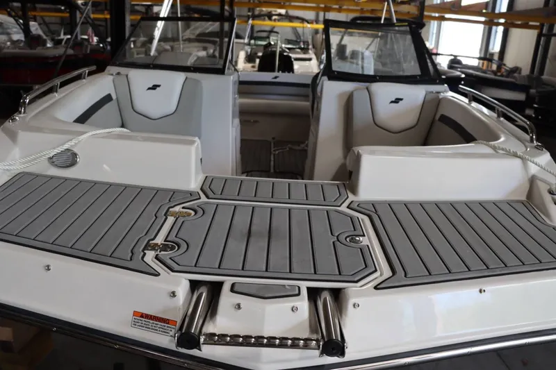 Slide: The Image of Starcraft SVX 190 OB 2024 - 6