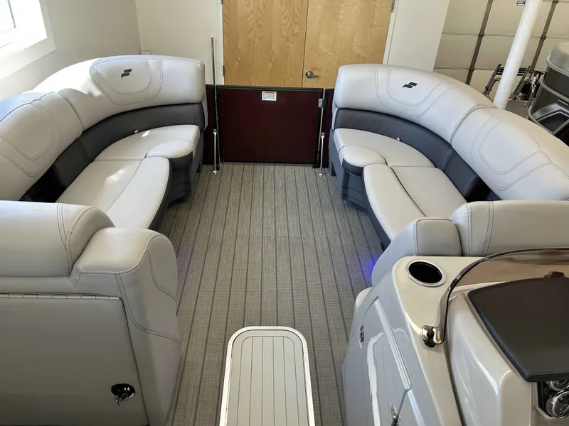 Slide: The Image of Starcraft CX 25DL BAR 2024 - 10