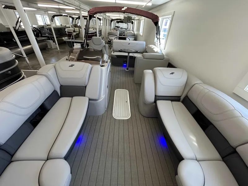 Slide: The Image of Starcraft CX 25DL BAR 2024 - 12