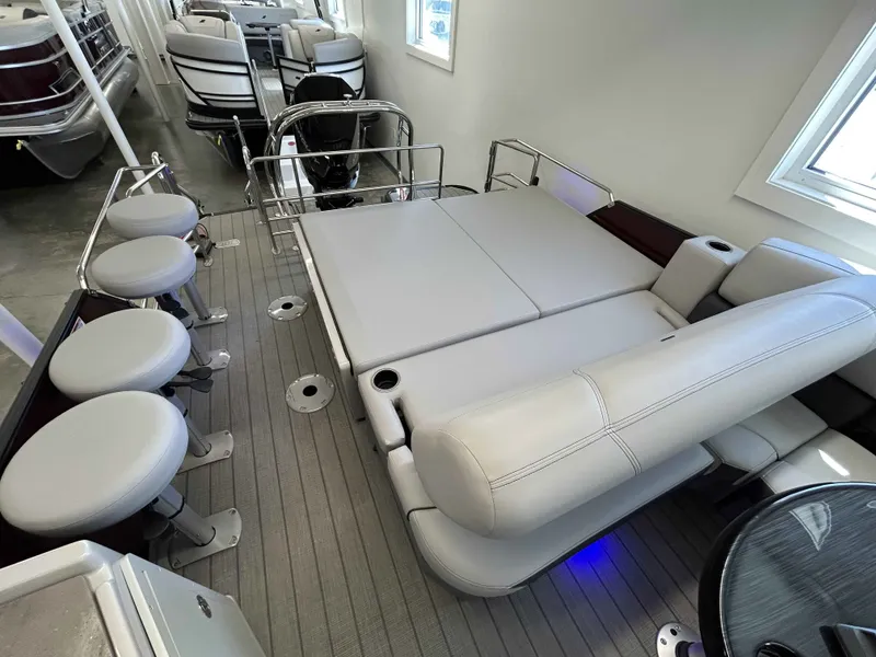 Slide: The Image of Starcraft CX 25DL BAR 2024 - 4