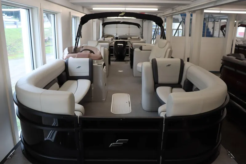 Slide: The Image of Starcraft EXS 5 2024 - 3