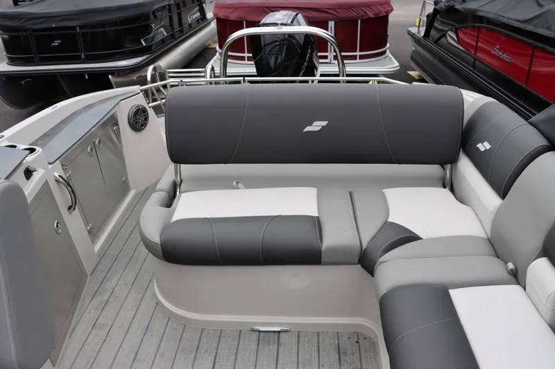 Slide: The Image of Starcraft MX 23Q 2024 - 12