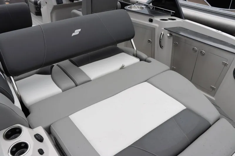 Slide: The Image of Starcraft MX 23Q 2024 - 18