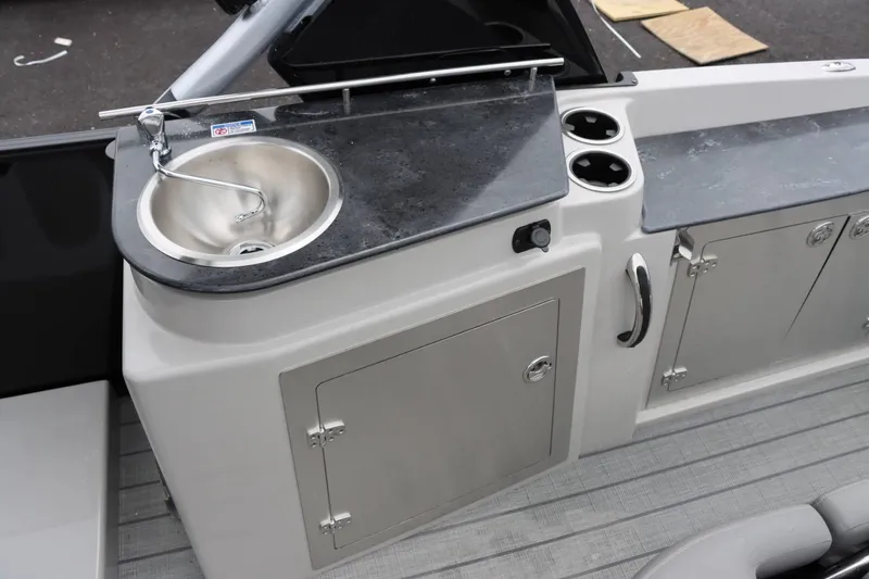 Slide: The Image of Starcraft MX 23Q 2024 - 5