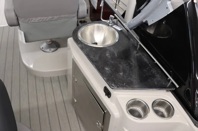 Slide: The Image of Starcraft MX 23Q 2023 - 11