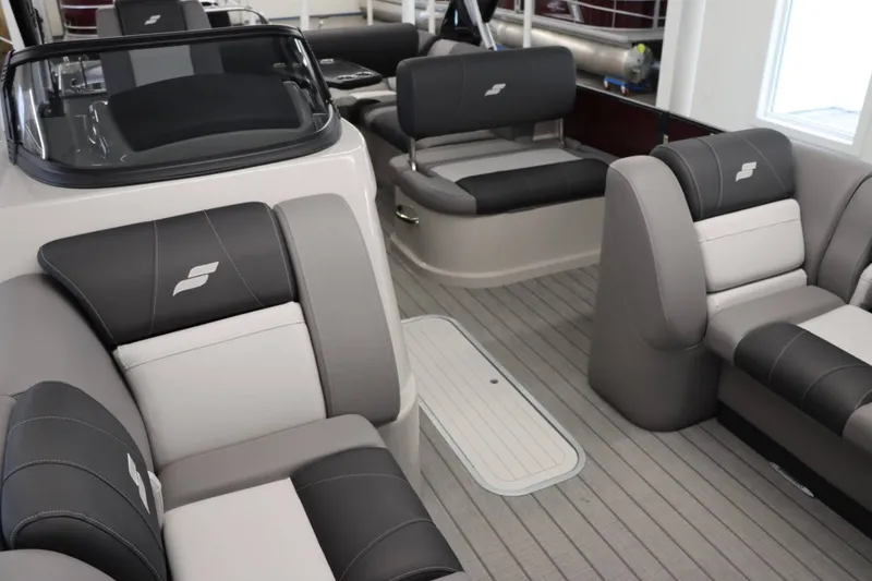 Slide: The Image of Starcraft MX 23Q 2023 - 22