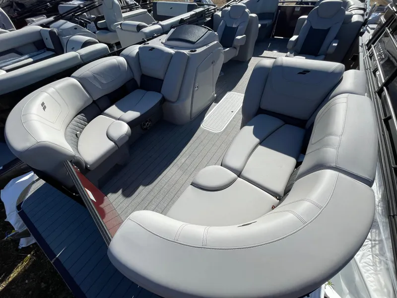 Slide: The Image of Starcraft SLS 3 2024 - 15