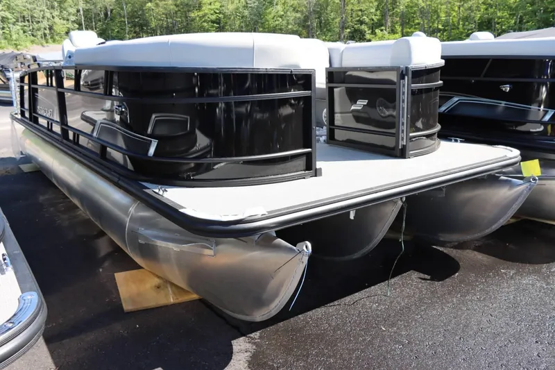 Slide: The Image of 2023 Starcraft EXS 3Q pontoon boat on display. - 5