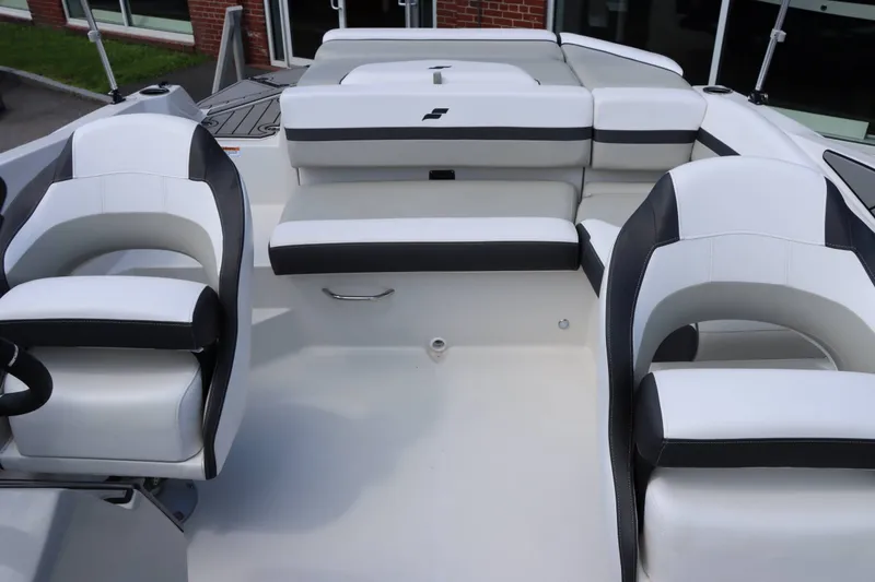 Slide: The Image of Starcraft SVX 210 IO 2023 - 11