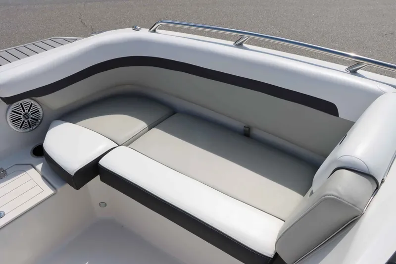 Slide: The Image of Starcraft SVX 210 IO 2023 - 21