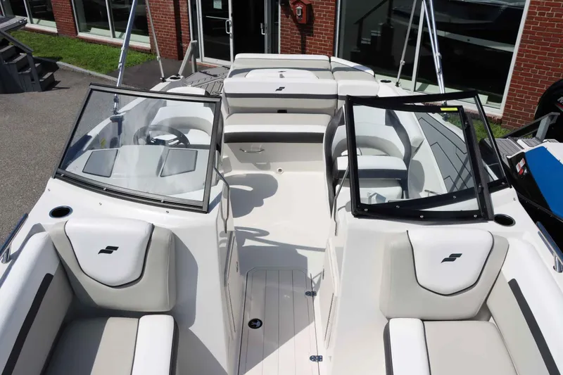 Slide: The Image of Starcraft SVX 210 IO 2023 - 23