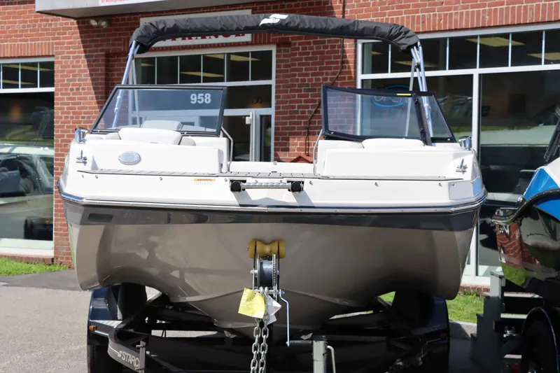 Slide: The Image of Starcraft SVX 210 IO 2023 - 3