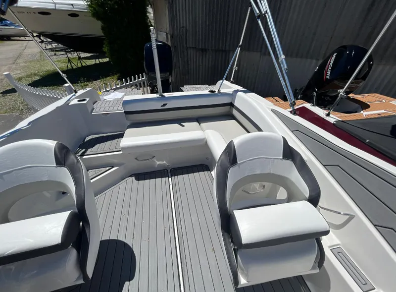 Slide: The Image of Starcraft SVX 210 OB 2023 - 6